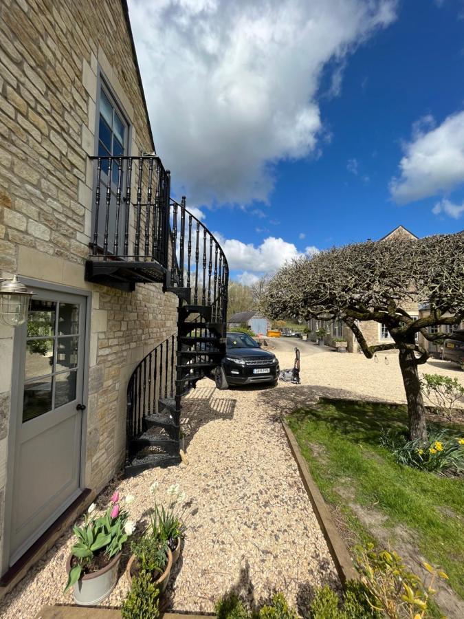Pear Tree Loft Lägenhet Lacock Exteriör bild